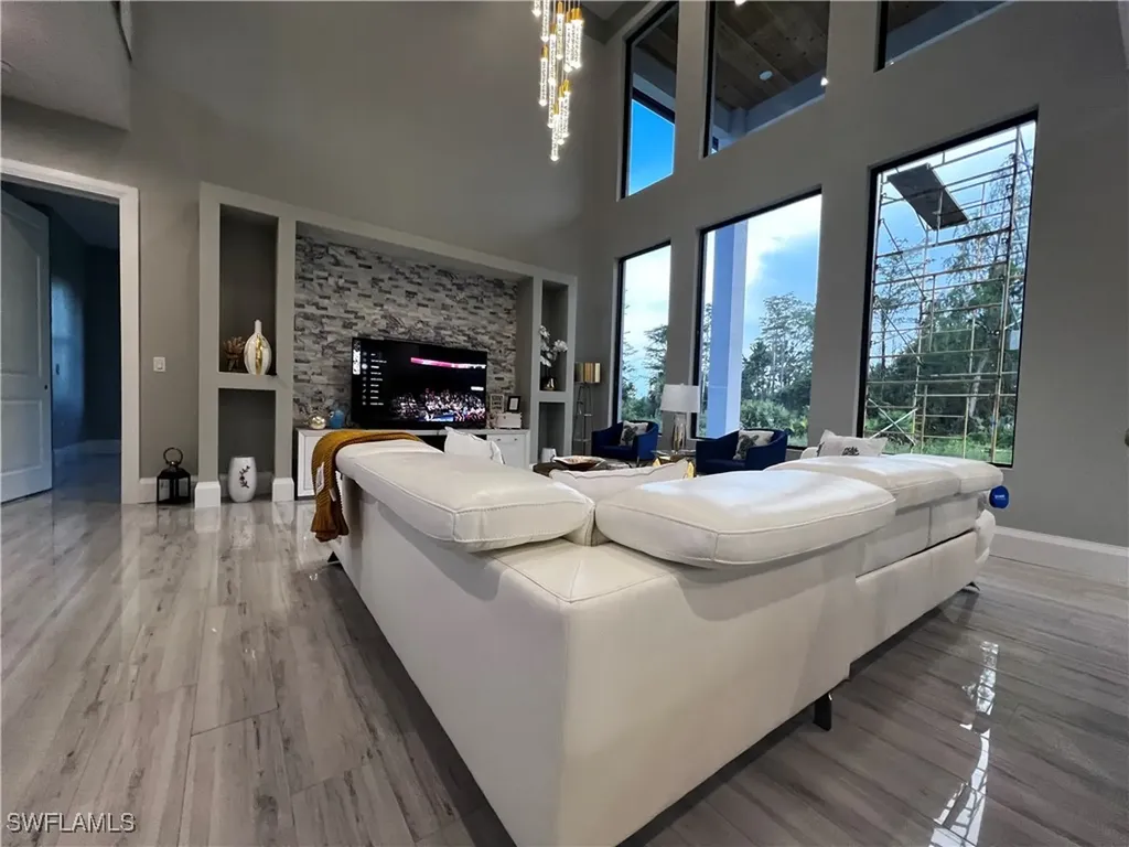 2644 37th Avenue NE Naples FL 34120