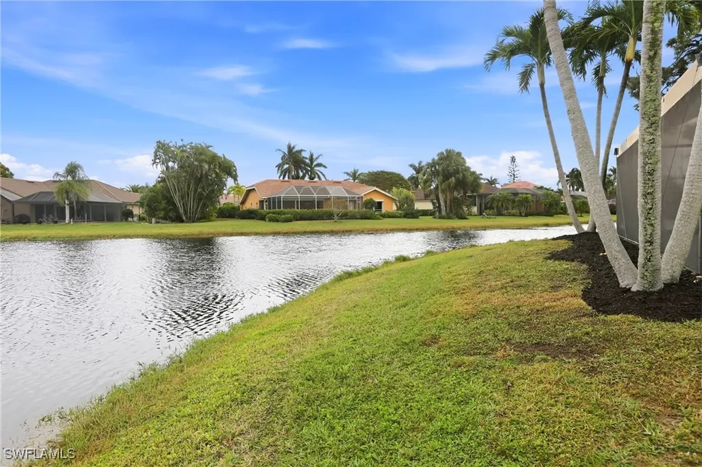 28820 Trenton Court Bonita Springs FL 34134