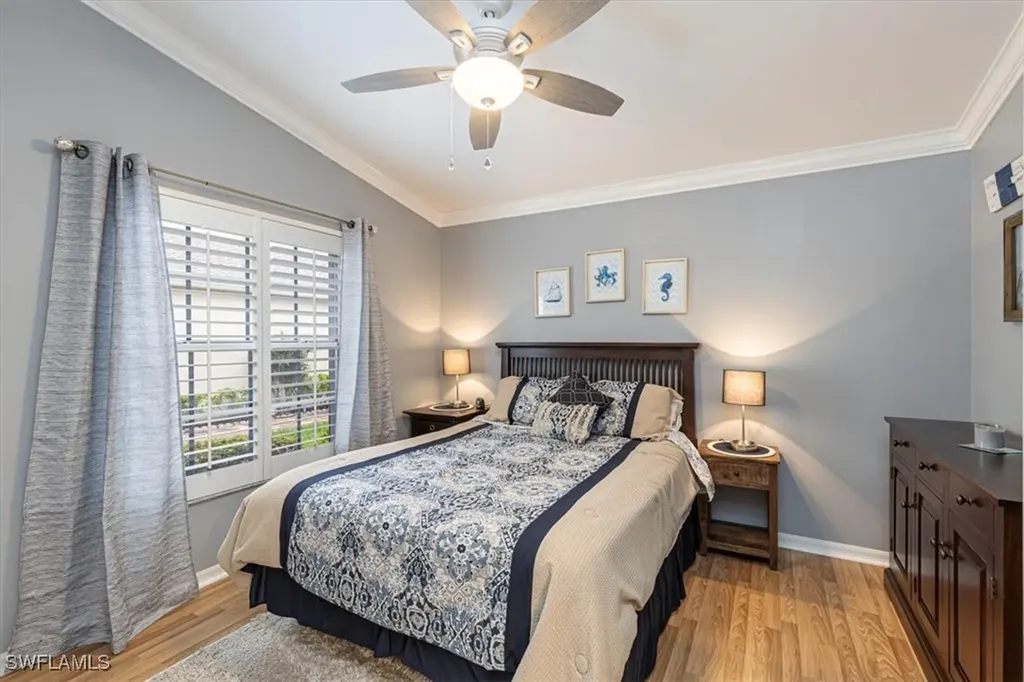5474 Whitten Drive Naples FL 34104
