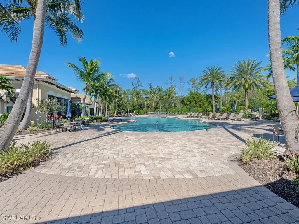 10960 Glenhurst Street Fort Myers FL 33913