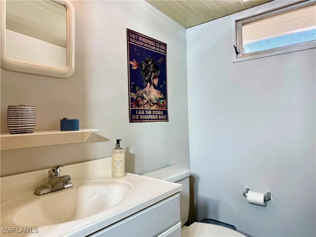 16 Bass Lane Naples FL 34114