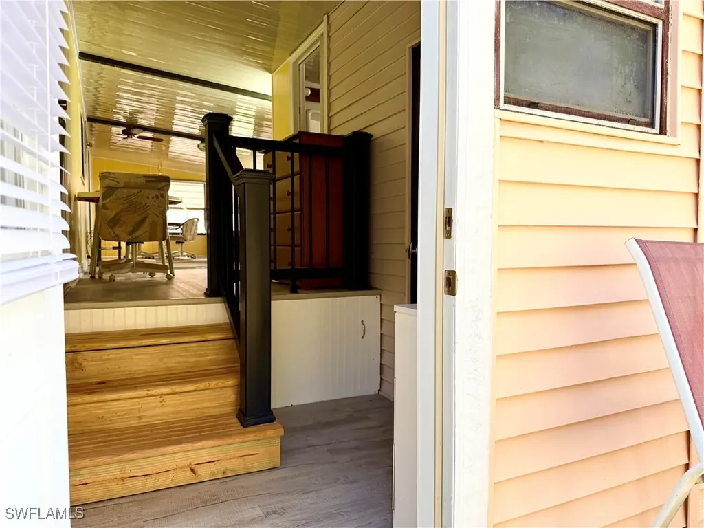 16 Bass Lane Naples FL 34114