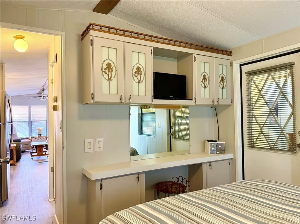 16 Bass Lane Naples FL 34114