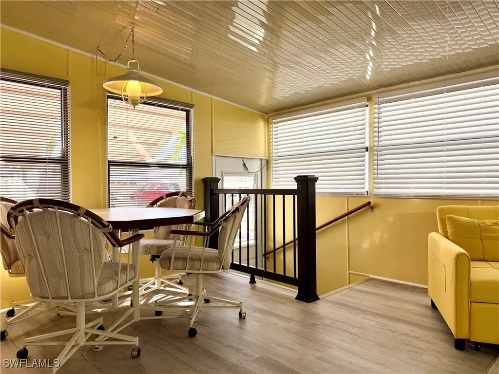 16 Bass Lane Naples FL 34114