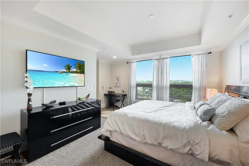 9123 Strada Place Naples FL 34108