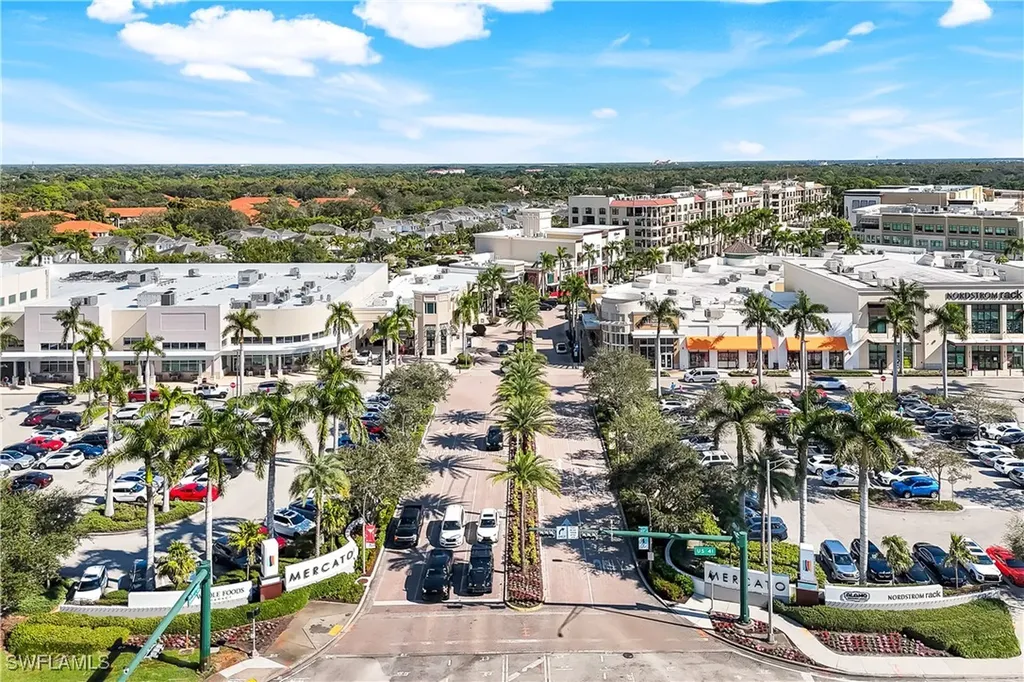 9123 Strada Place Naples FL 34108