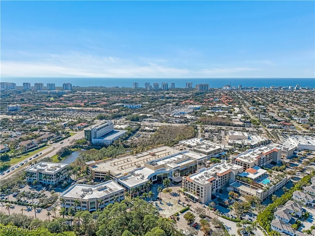 9123 Strada Place Naples FL 34108