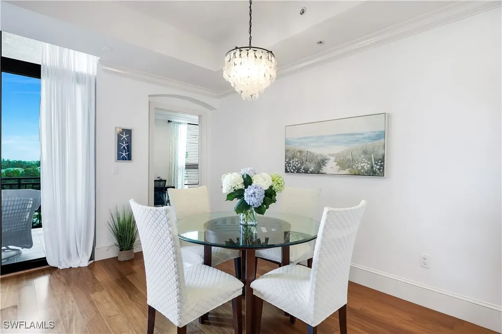 9123 Strada Place Naples FL 34108