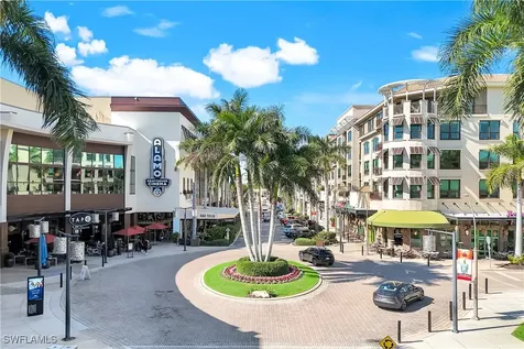 9123 Strada Place Naples FL 34108