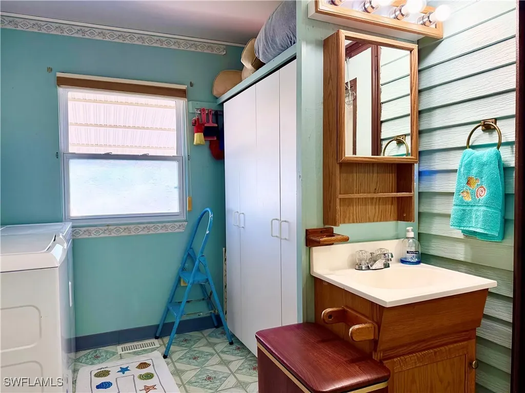 241 Cattleya Refuge Naples FL 34114