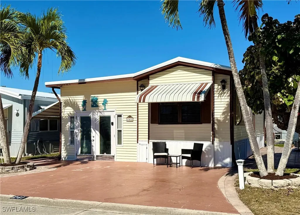 241 Cattleya Refuge Naples FL 34114