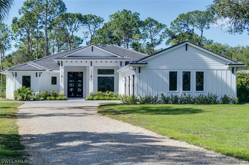 3233 64th Street SW Naples FL 34105