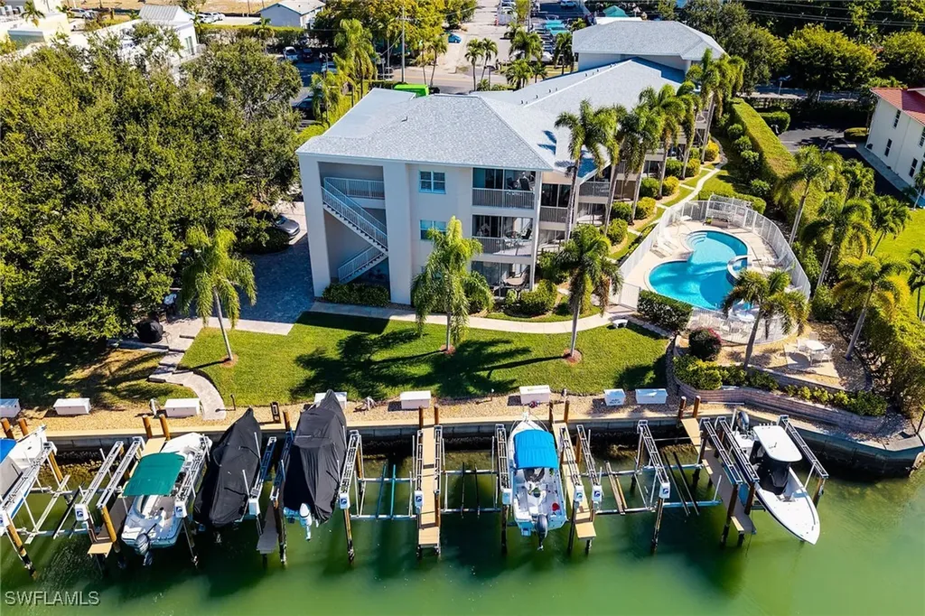 1136 Bald Eagle Drive Marco Island FL 34145