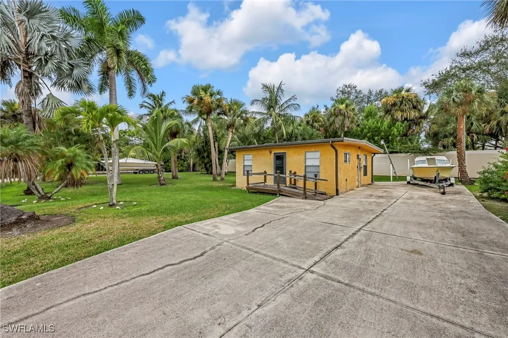 1931 Danford Street Naples FL 34112