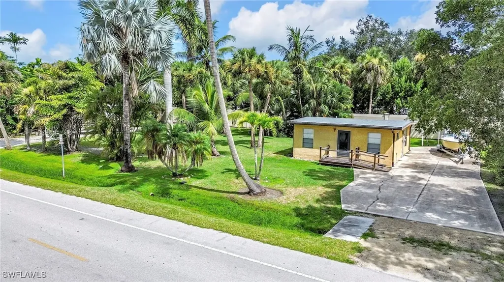 1931 Danford Street Naples FL 34112