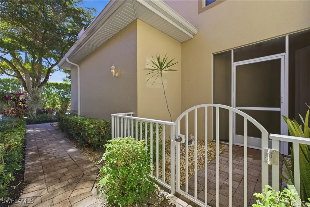 5550 Berkshire Drive Fort Myers FL 33912