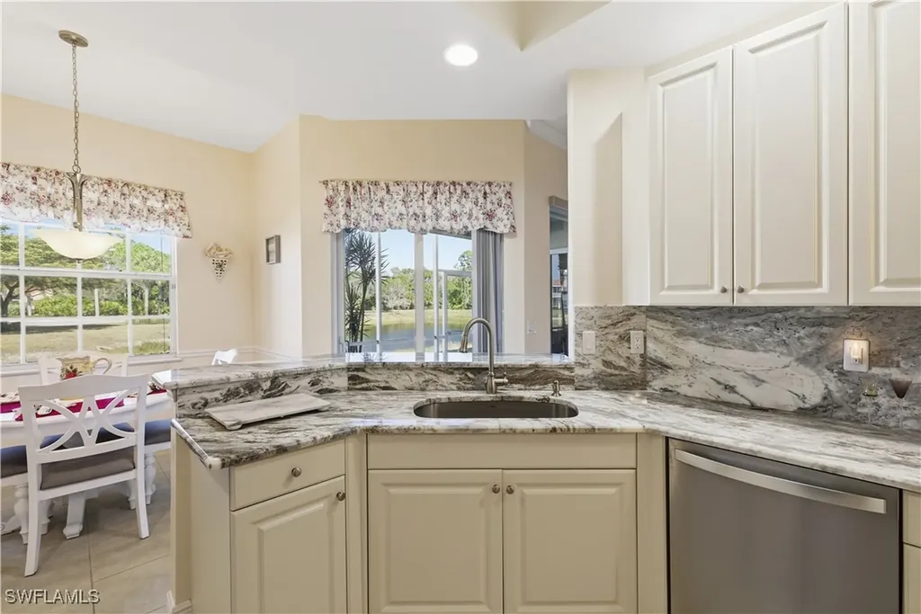 5550 Berkshire Drive Fort Myers FL 33912