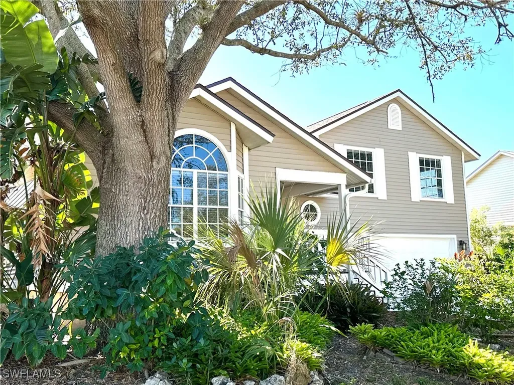 10590 Landau Lane Bonita Springs FL 34135