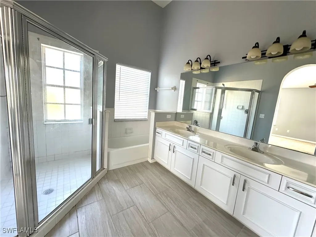 10590 Landau Lane Bonita Springs FL 34135