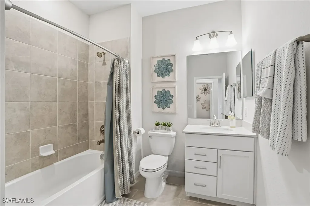 2383 Anguilla Drive Naples FL 34120