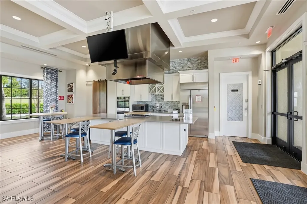 2383 Anguilla Drive Naples FL 34120