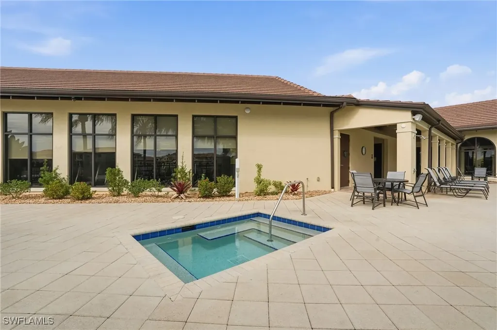 2383 Anguilla Drive Naples FL 34120