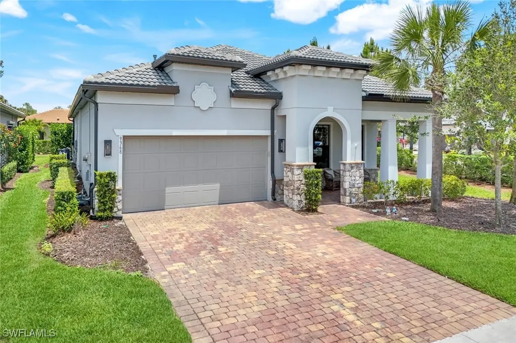 9368 Night Heron Lane Naples FL 34120