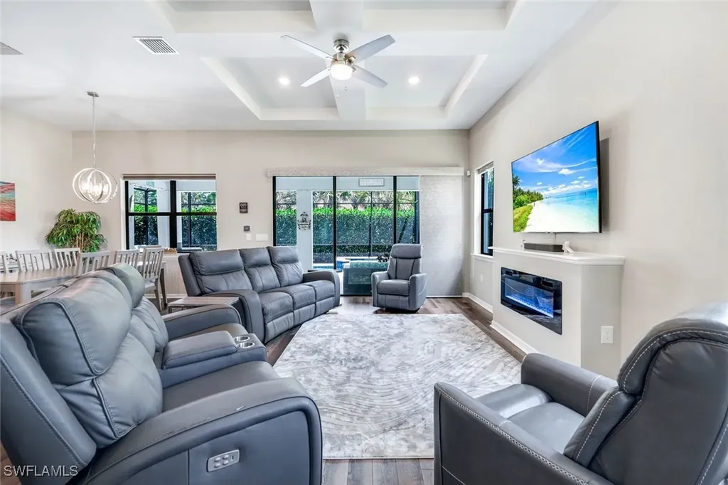 9368 Night Heron Lane Naples FL 34120