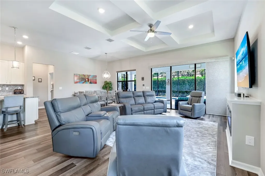 9368 Night Heron Lane Naples FL 34120