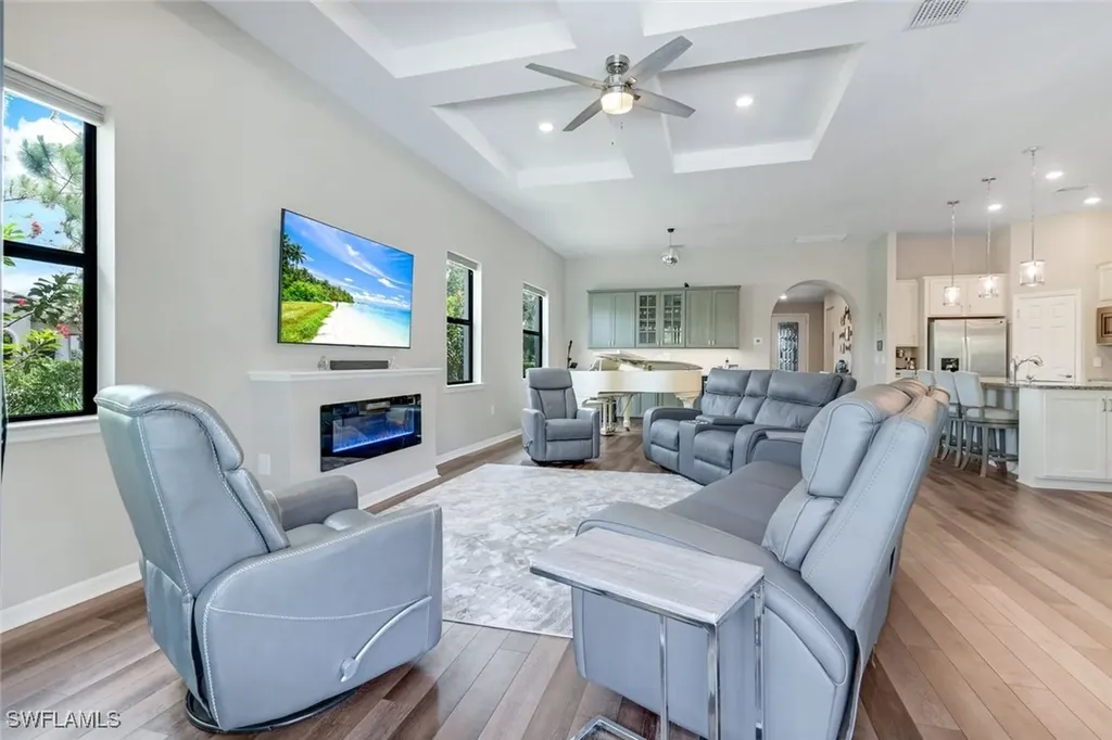 9368 Night Heron Lane Naples FL 34120