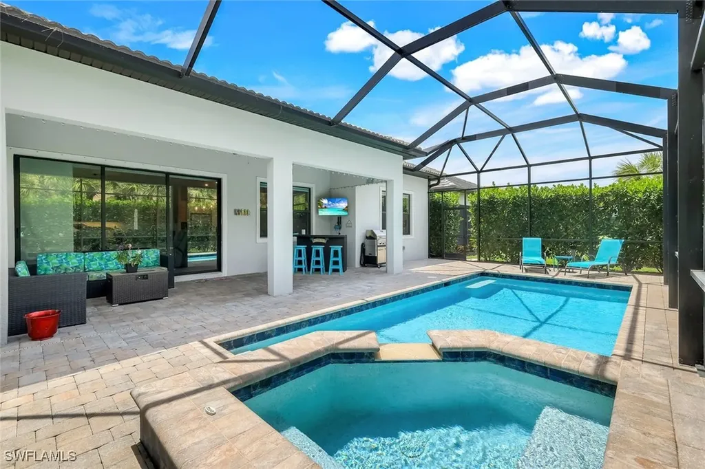 9368 Night Heron Lane Naples FL 34120