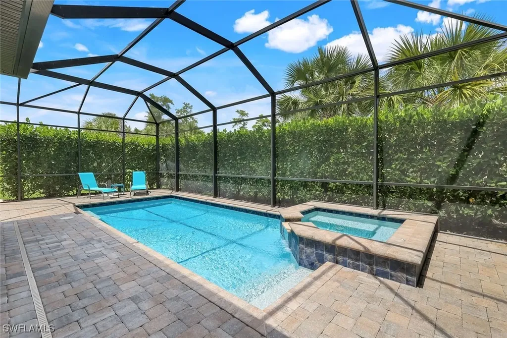 9368 Night Heron Lane Naples FL 34120