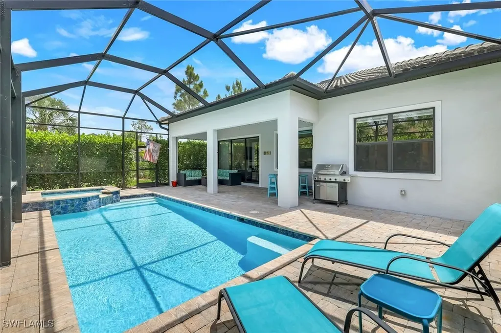 9368 Night Heron Lane Naples FL 34120