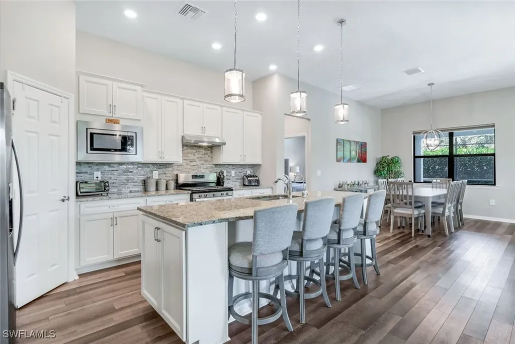 9368 Night Heron Lane Naples FL 34120