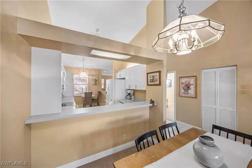 290 Robin Hood Circle Naples FL 34104