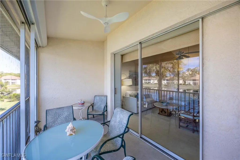 290 Robin Hood Circle Naples FL 34104