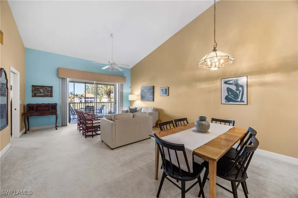 290 Robin Hood Circle Naples FL 34104