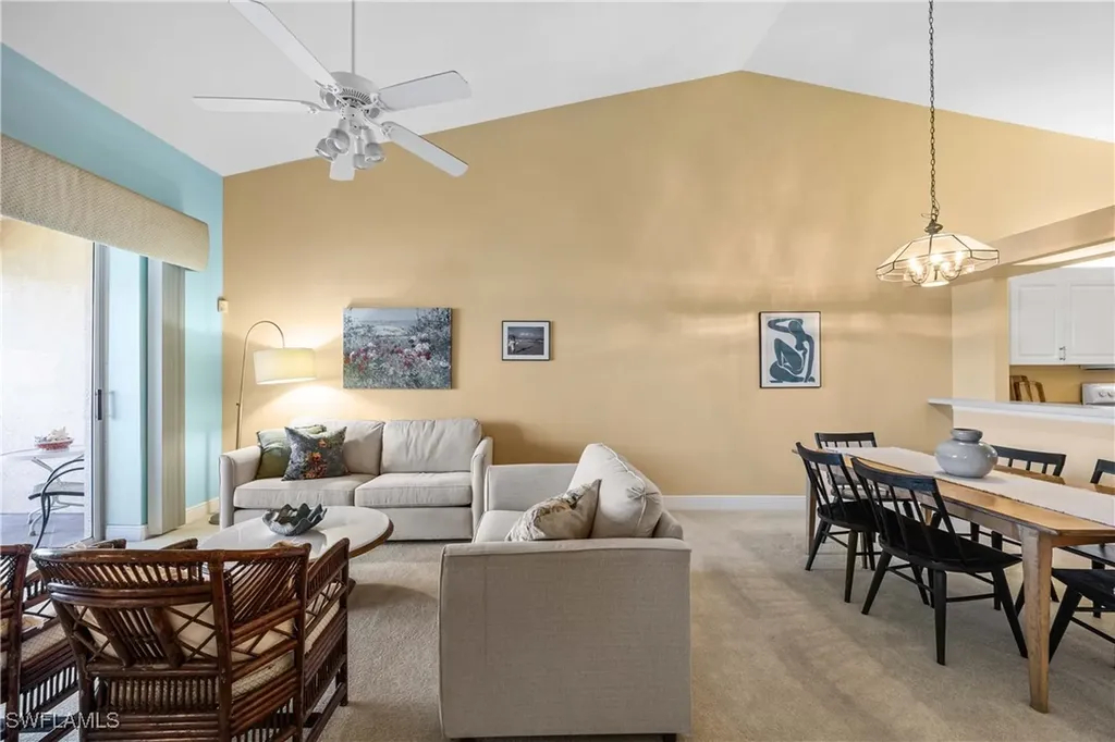 290 Robin Hood Circle Naples FL 34104