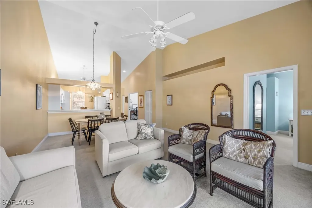 290 Robin Hood Circle Naples FL 34104