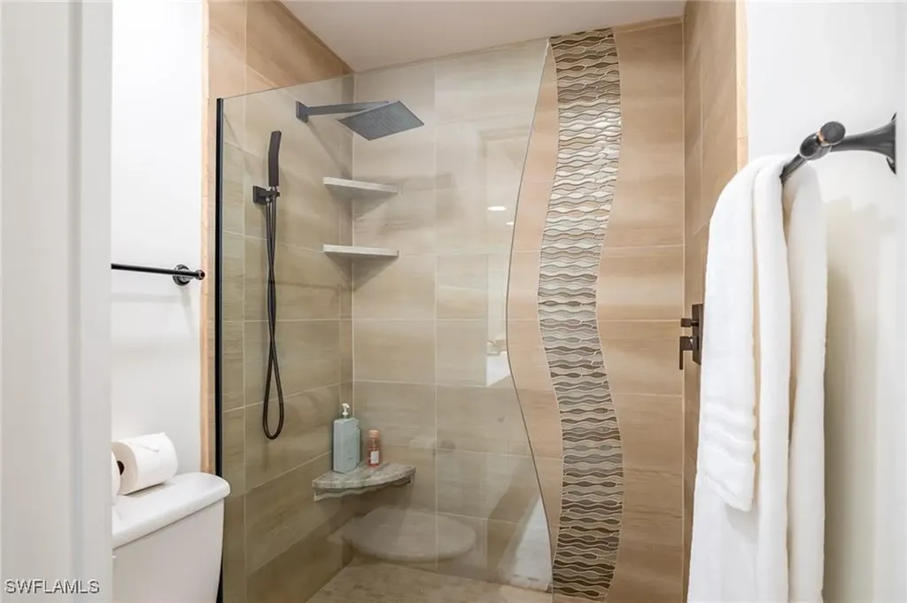815 Gulf Pavilion Drive Naples FL 34108