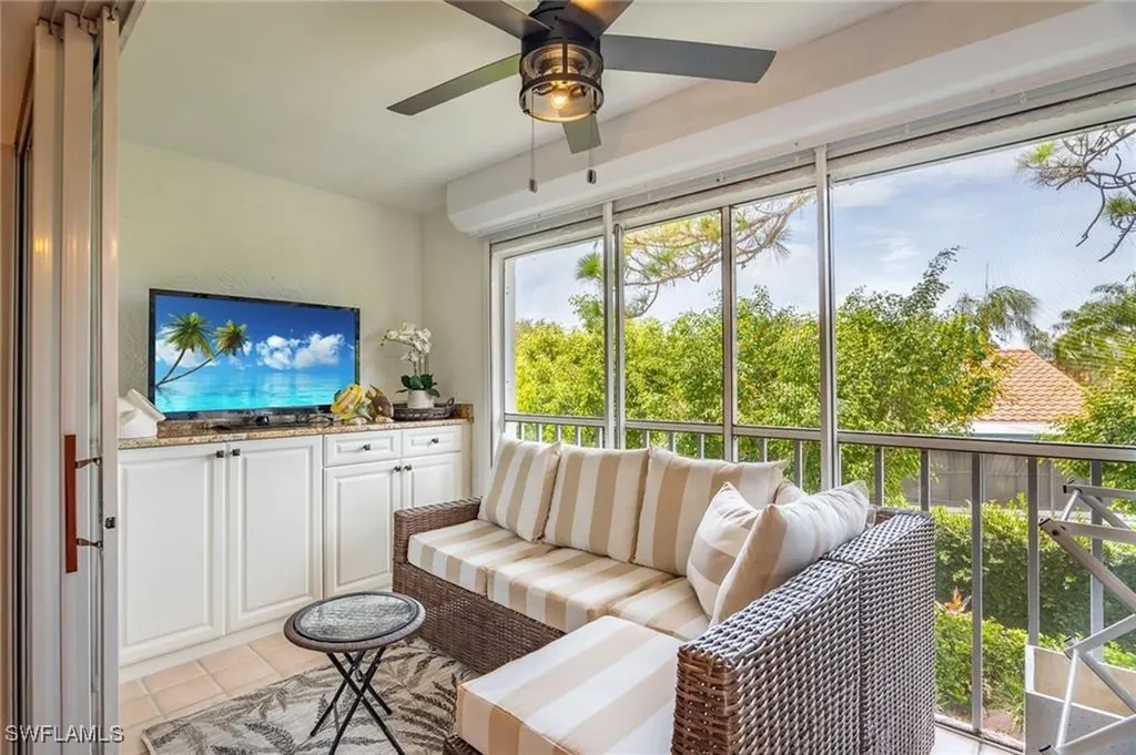 815 Gulf Pavilion Drive Naples FL 34108