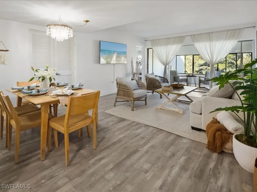 975 Palm View Drive Naples FL 34110