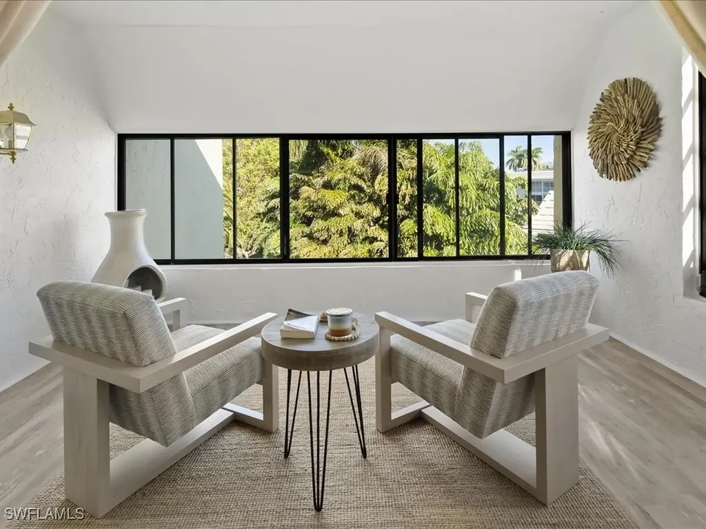 975 Palm View Drive Naples FL 34110