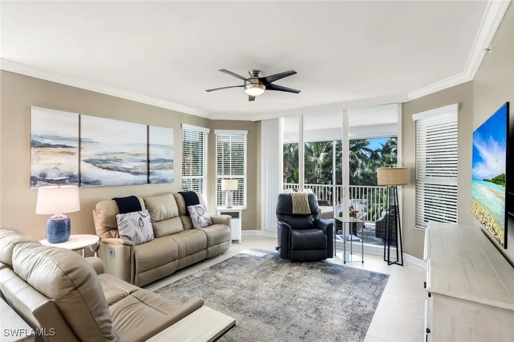 300 Dunes Boulevard Naples FL 34110