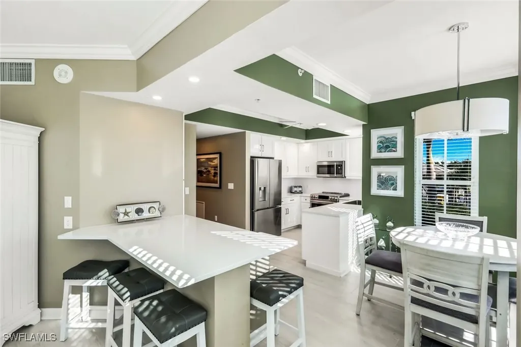 300 Dunes Boulevard Naples FL 34110