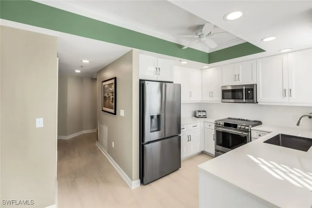 300 Dunes Boulevard Naples FL 34110