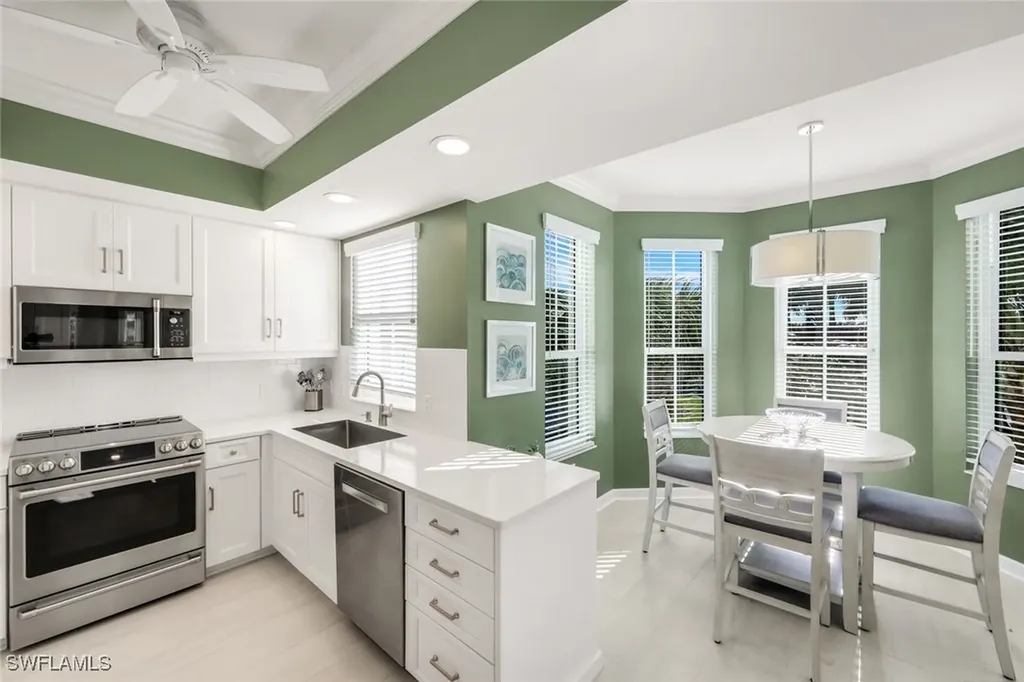 300 Dunes Boulevard Naples FL 34110