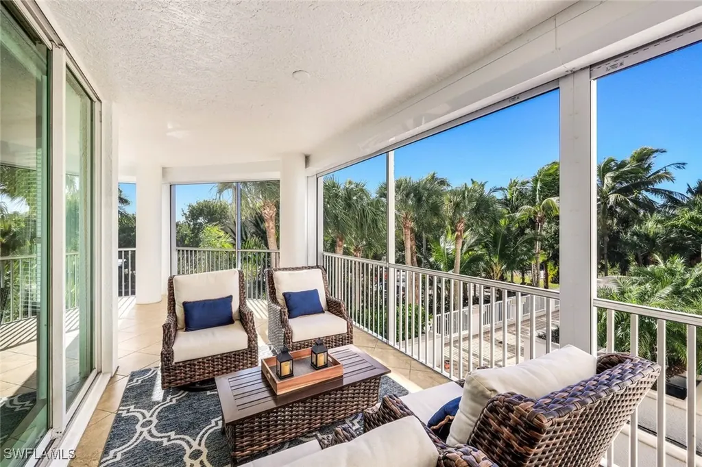 300 Dunes Boulevard Naples FL 34110