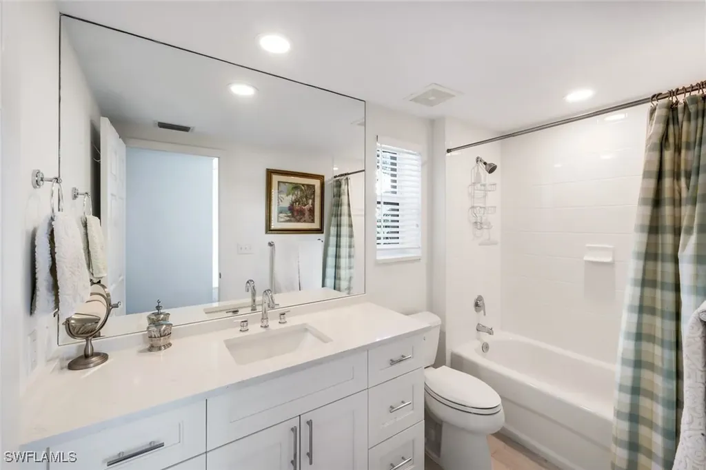 300 Dunes Boulevard Naples FL 34110