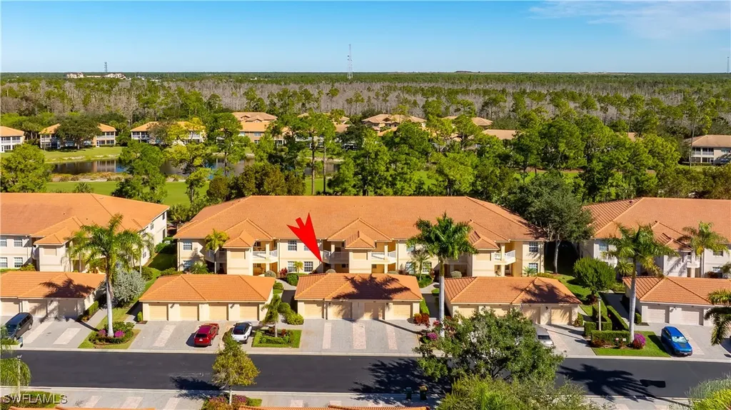 Naples FL, 3981 Bishopwood Court E, Unit 103